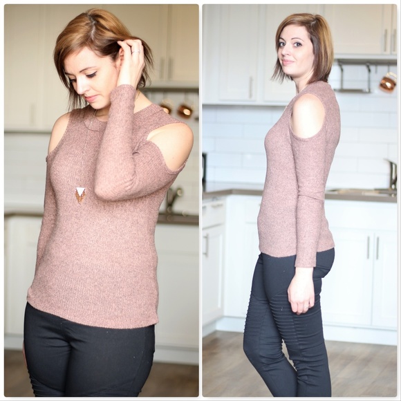 AJ's Threads Tops - Cold Shoulder 2tone Knit Top